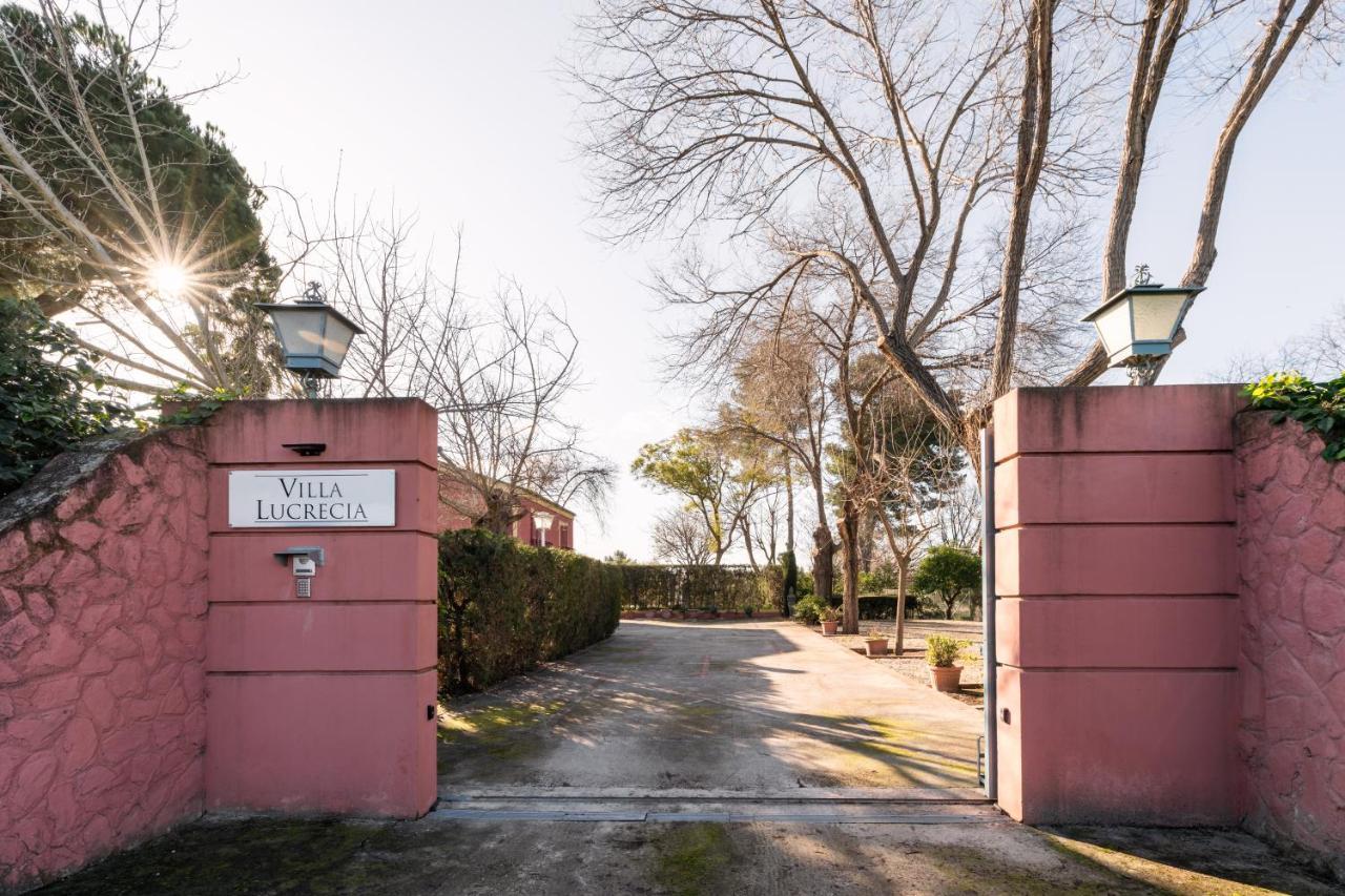 Villa Lucrecia Morón de la Frontera Eksteriør billede